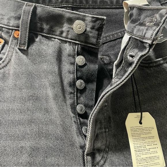 NWT Levi’s 501 Original Spliced Jeans Washed Black Women’s Size 29x30 Straight - Picture 10 of 16